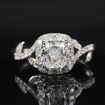 Huitan Chic Design Damesringen met Kussenvormige Kubieke Zirkonia Luxe Trendy Vrouwelijke Accessoires Nieuwe Bruiloft Feest Mode Sieraden 10 white
