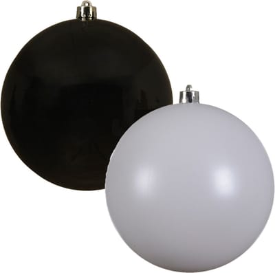 Kerstversieringen set van 6x grote kunststof kerstballen zwart en wit 14 cm glans - 3x per kleur