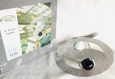 Cosmo Spinner - ca. 8" / 20 cm  windspinner Yin Yang met 2 glasKogels