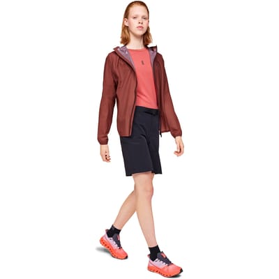 On Ultra Jacket 2 Ruby Size: XS | Sports Jackets Outlet | Dames |