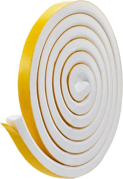 Zelfklevende Foam Tape voor Isolatie, 12 mm x 12 mm, Ideaal voor Ramen en Koude Isolatie (2 m Lang)