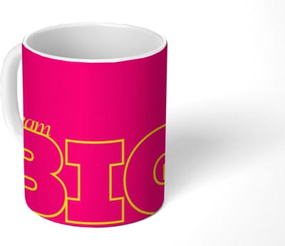 Mok - Koffiemok - Minimalistisch - Roze - Dream big - Grafisch - Mokken - 350 ML - Beker - Koffiemokken - Theemok