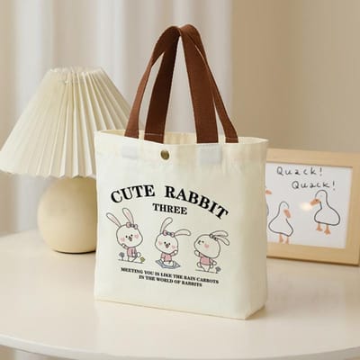 1 sac fourre-tout Lucky Bear, design de dessin animé mignon, sac à déjeuner beige durable avec fermeture à pression pour femmes, étudiantes, usage quotidien et pique-niques rose