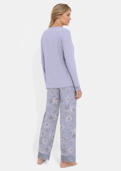 Pyjama met kanten details - lichtblauw / gedess. - Gr. 18 van Goldner Fashion