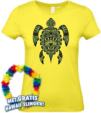 Dames t-shirt Nesian Trible Turtle | Toppers in Concert 2024 | Club Tropicana | Hawaii Shirt | Ibiza Kleding | Lichtgeel Dames | maat XS