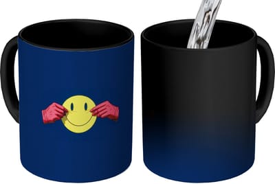 Magische Mok - Foto op Warmte Mokken - Koffiemok - Smiley - Geel - Handen - Minimalistisch - Magic Mok - Beker - 350 ML - Theemok