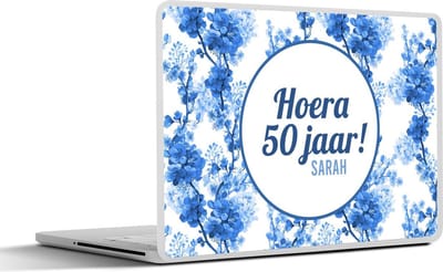 Laptop sticker - 15.6 inch - Verjaardag - 50 Jaar - Sarah - 36x27,5cm - Laptopstickers - Laptop skin - Cover