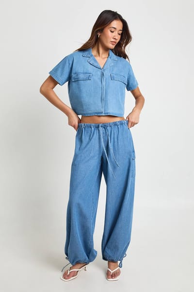 boohoo Dames Chambray Cropped Shirt Met Korte Mouwen | Medium Gebleekt | Maat: 44