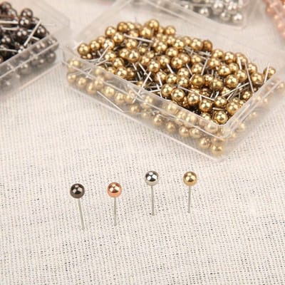 Assortiment van 800 Naalden in Diverse Kleuren met Pareloog voor Naaiwerk en Sieraden Maken, Markeerhulpmiddel voor Creatieve Projecten