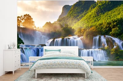 Behang - Fotobehang Waterval - Planten - Zon - Water - Natuur - Breedte 400 cm x hoogte 300 cm