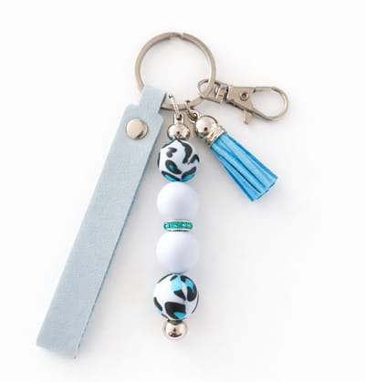 Sleutelhanger, tashanger met kralen en kwastje | pu leer | blauw