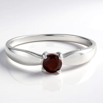 Cavill - Zilveren Ring - 925 Sterling Zilver - Mozambique Granaat 0,32 ct - Ronde Edelsteen - Prong Zetting - Elegant Sieraad Dames
