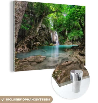 MuchoWow® Glasschilderij 160x120 cm - Schilderij acrylglas - Jungle - Waterval - Planten - Water - Natuur - Foto op glas - Muurdecoratie woonkamer - Wanddecoratie slaapkamer - Schilderijen