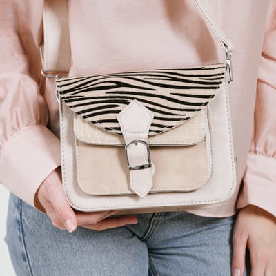 Michelle Bags & Accessories - handtas - compact schoudertas - crossbody tas - dames - cadeautip - beige - zebra - print