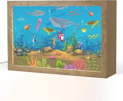 Nachtlampje 30x20 cm - Kinder lampje - Zeedieren - Onderwaterwereld - Oceaan - Onderwater - Tafellamp kinderkamer - Slaapkamer lamp - Bedlamp kinderen - Kinderlampje stopcontact - Wandlamp babykamer - Nachtlampjes