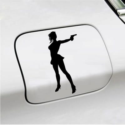 Bumpersticker - Vrouw Met Geweer - 8 X 16 - Zwart