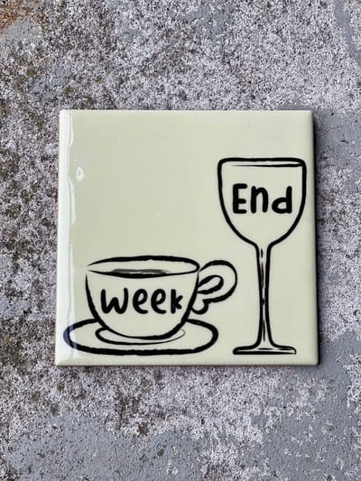 Tegeltje wee-kend | Hippe Spreuktegel | Nieuwe woning cadeau | Tegeltje Met Tekst |Verjaardagscadeau | Birthday |Verjaardag |brievenbuscadeau