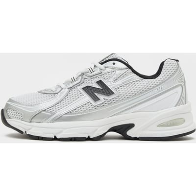 New Balance 740