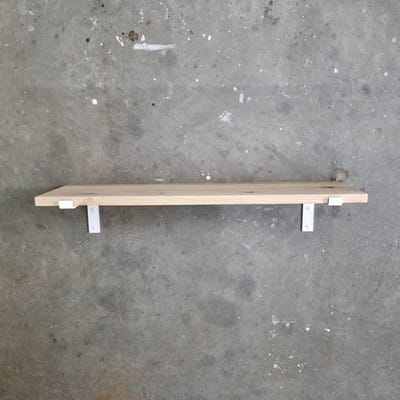 GoudmetHout® Wandplank Industrieel - 40 x 30 cm Muurplank - Eiken Hout - Decoratie Wandrek & Boekenrek - Hangplank Keuken - Wall Shelf + 2 Mat Witte Plankdragers van Staal