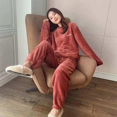 2 stuks/set Damespyjama Gevoerd Verdikt Warm Koraalfluweel Los Grote Maten Effen Kleur Lange Mouwen Homewear Herfst en Winter One size brown