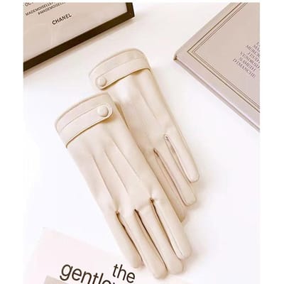 Leren Handschoenen In Herfst en Winter Plus Fluweel Om Warm Te Houden Koreaanse Leuke Imitatie Schapenvacht Patroon Rijden Korte Touchscreen Antislip Rijden. white