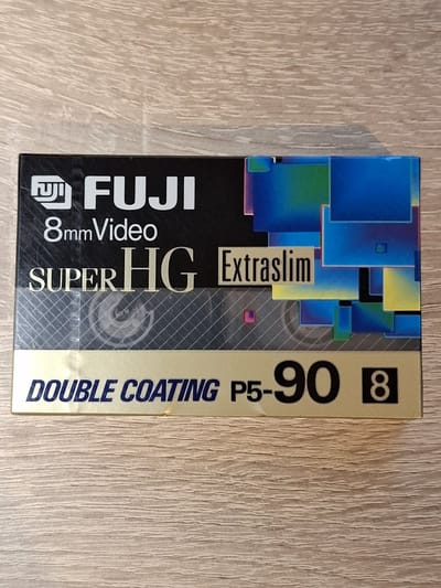 Fuji SHG 8mm Mini Videocassette Pal/Secam 90
