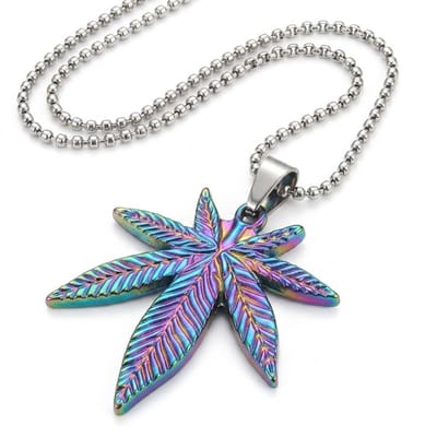 Zilverkleurige ketting voor heren met regenboogkleurig blad hanger