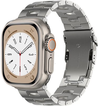 Strap-it Titanium Band - Geschikt voor Apple Watch bandje - Series 1/2/3/4/5/6/7/8/9/10/11/SE/SE2/SE3 - Zilver - Luxe titanium schakel band met RVS vlindersluiting - iWatch bandje voor maat: 38 / 40 / 41 / 42mm
