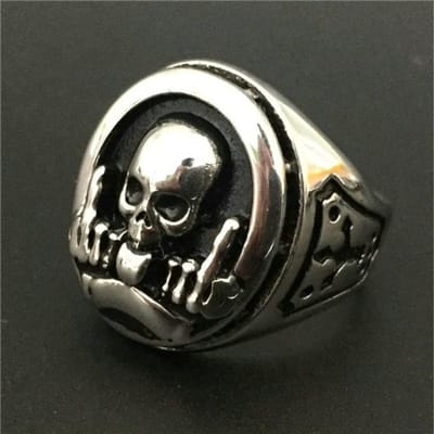 Bague Tête de Mort Punk Rétro Personnalisée Tendance Comparée au Doigt d'Honneur pour Homme Bicolore No. 8 black