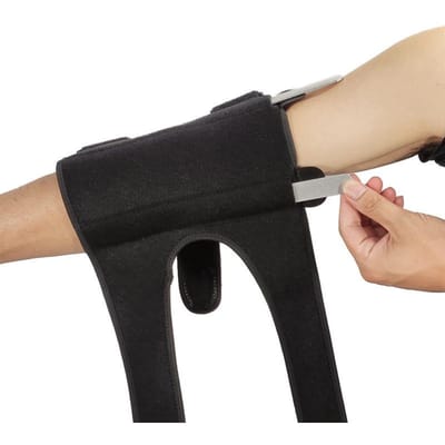 Attelle coudière réglable avec 2 plaques d'acier Stabilisateur de fracture du coude Support pour la protection articulaire Récupération de blessure au bras noir