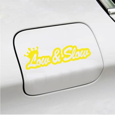 Bumpersticker - Low & Slow - 4,8 X 14,8 - Geel