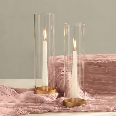Elegante Gouden Kaarsenhouders van Glas en Metaal - 2 Stuks van 30 cm Hoog voor Taper Kaarsen - Perfect voor Bruiloften en Feestelijke Tafeldecoratie