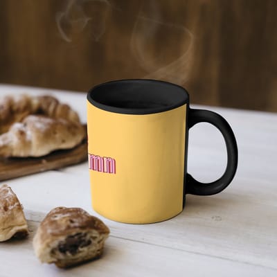 Magische Mok - Foto op Warmte Mokken - Koffiemok - Love yourself - Roze - Geel - Magic Mok - Beker - 350 ML - Theemok