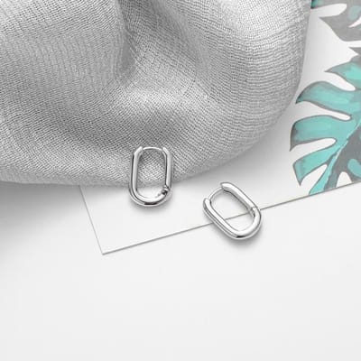 Authentieke 925 sterling zilveren Koreaanse trendy O-vormige vierkante oorringen met een elegante, eenvoudige en charmante uitstraling. gray