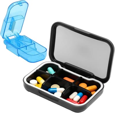 Tablettenbox met 6 vakken voor onderweg – compacte pillendoos, supplementen organizer met silicone afdichting en afneembare inlay voor optimale bescherming