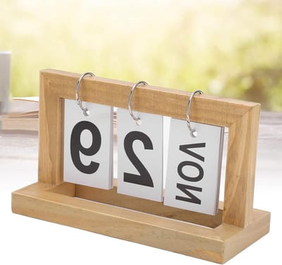 Stijlvolle Houten Bureau Kalender met Afneembare Bladen voor Maanden en Data - Perfect Valentijnsdag Cadeau en Desk Decoratie