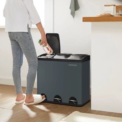 Rumi Prullenbak - Vuilnisbak 54 liter (3 x 18 L) - Afvalbak met 3 vakken - Pedaalemmer van Metaal - Binnenemmer van Kunststof - met Scharnierende Deksels en Handgrepen - Soft Close - Luchtdicht - Zwart