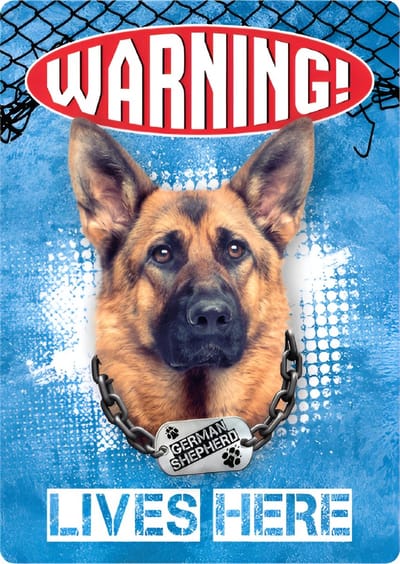 Plenty Gifts - Geïllustreerd Blikken Bord | 'Warning! A German Shepherd Lives Here' | 21x14.8 cm | Wanddecoratie voor binnen en buiten