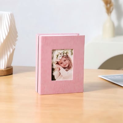 Met linnen bekleed fotoalbum — 16,5 x 13 x 5 cm — Geschikt voor foto's tot 6 inch — Biedt plaats aan 100 foto's — Opbergalbum — Multifunctioneel bewaoralbum — Ideaal voor het verzamelen van postzegels, bioscoopkaartjes, reistickets en meer
