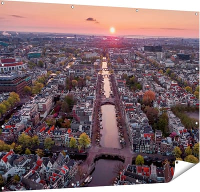 Gards Tuinposter Bovenaanzicht Amsterdam met Zonsondergang - 150x120 cm - Tuindoek - Tuindecoratie - Wanddecoratie buiten - Tuinschilderij