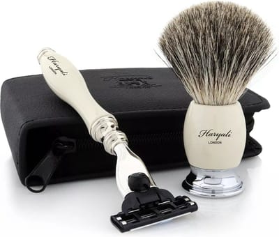 Scheerset voor mannen, scheermes met 3 randen, scheerkwast en etui, reisscheerset voor heren, 2-delige scheerset in gebroken witte kleur