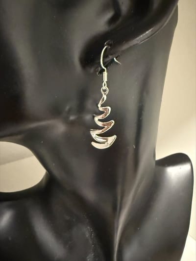 925 sterling zilverkleurige hartslag oorbellen || Make up | Parfum | Moederdag | Verjaardagscadeau| Cadeautje| Valentijnsdag| Kado | sieraden | vaderdag | oorbellen | oorsieraden