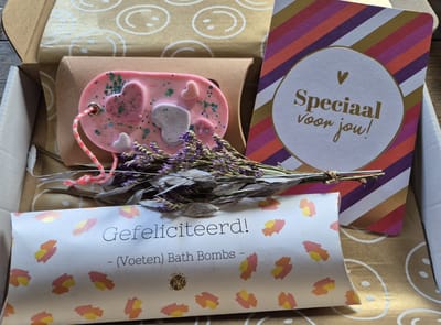 Brievenbus cadeau gefeliciteerd/speciaal voor jou/lekker genieten/origineel cadeau/blossomnextlevel