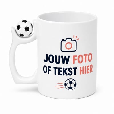 NietMokken.nl - Gepersonaliseerde Voetbal Mok – Met Eigen Foto, Naam of Tekst – Voetbal Handvat met Bal – Keramische Koffiemok 325 ml – Vaatwasser- & Magnetronbestendig