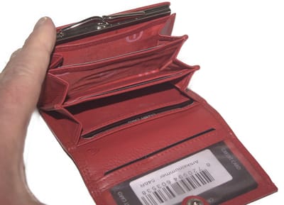 OI rode leren knip portemonnee / kleine overslagbeurs met beugelsluiting binnenin / ouderwets knipbeursje met ruimte voor biljetten / compacte portemonnee met kliksluiting aan de binnenkant / beveiligd tegen skimmen / rood leer / 546Red