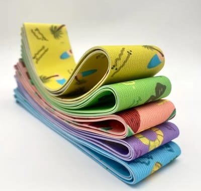 Sjtoer® Elastische strandhanddoek band - Set van 5 - Universele rekbare handdoek houder, band. voor strandlakens - Stoel - Houders - Strandaccessoires - Strandstoel Handdoekriemen - 30 cm (uitgerekt 45-50 cm))