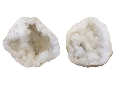 Bergkristal geode / Kwarts geode 0,8 kg