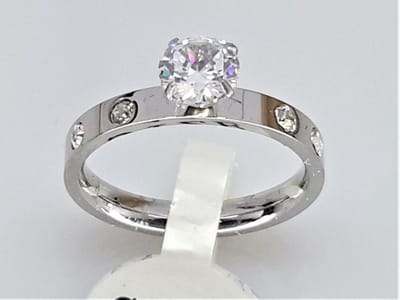 Ring - zilverkleurig - meisjes – Tiener – met meerdere zirkoniastenen - sieraden - RVS - Maat 15