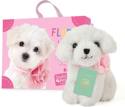 Studio Pets® Mini Knuffel Maltezer Flora (8 cm) met Koffer, Paspoort & Stickerboek