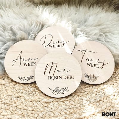 BONT | Mijlpaalcirkels Hout - Moi ik bin der GRONINGS - Lasergravure - Baby - Rond - Milestone kaarten - Babyshower of kraamcadeau - Newborn - Weken en maanden - Zwanger - Geboorte cirkels
